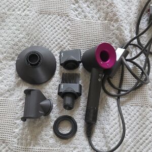 Dyson Black and Pink VR AR Accessories